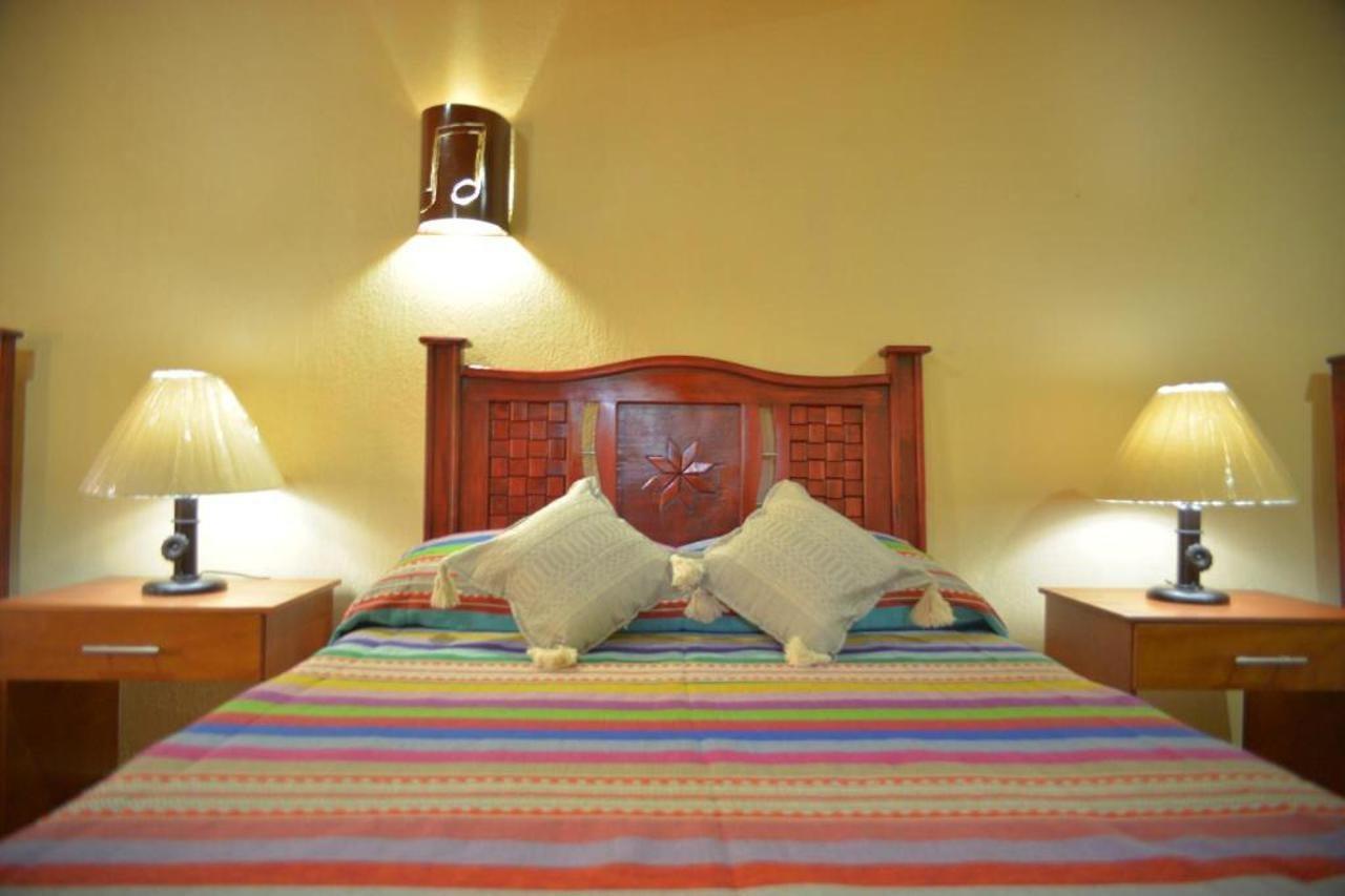 Oyo Hotel Castillo Santa Cecilia تابالبا المظهر الخارجي الصورة