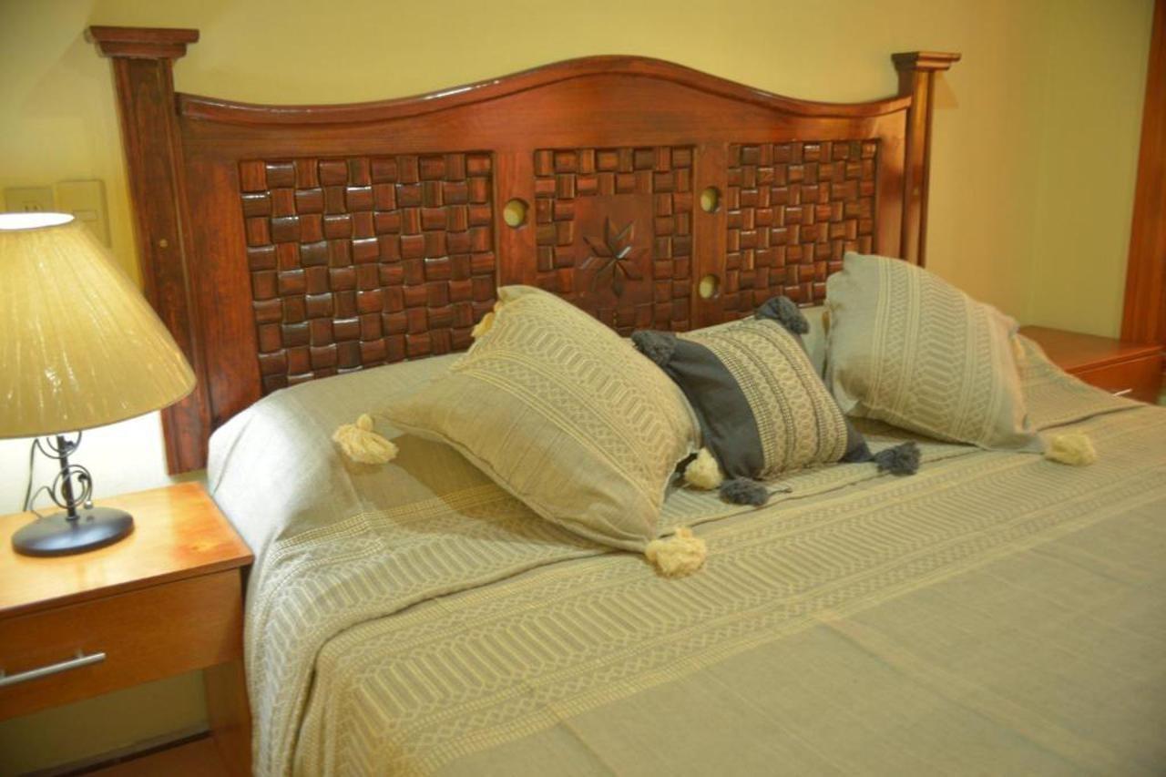 Oyo Hotel Castillo Santa Cecilia تابالبا المظهر الخارجي الصورة